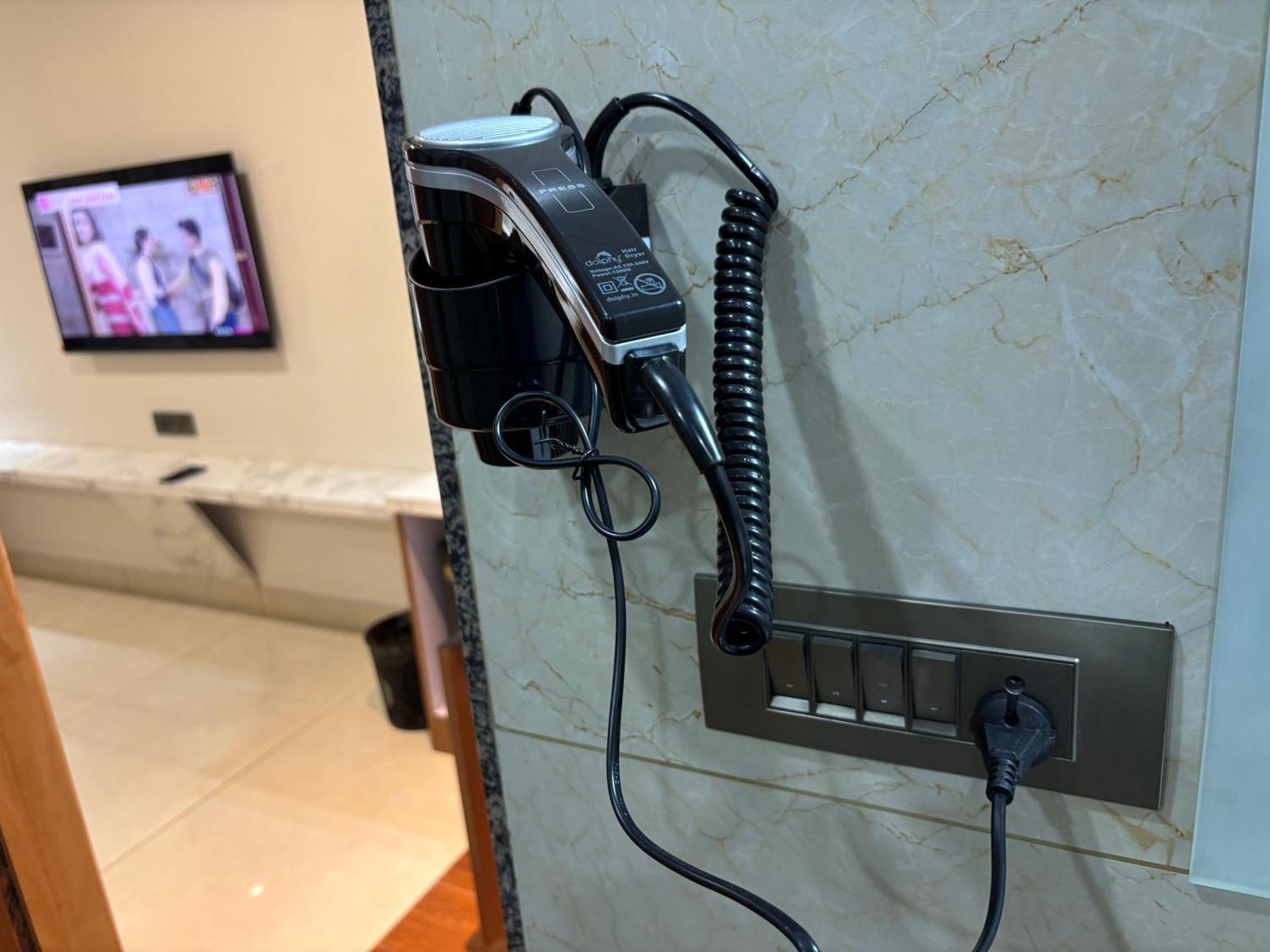 Jhunjhunu Hotel The Crown Inn מראה חיצוני תמונה